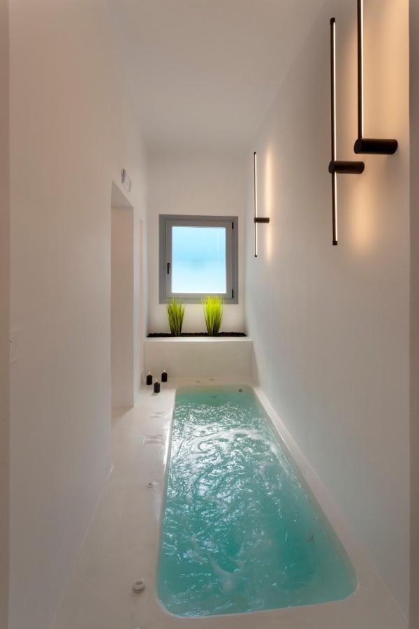Linea Luxury Suites Firá Buitenkant foto